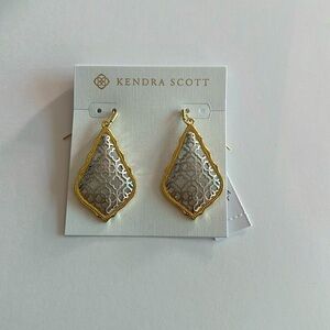 Addie Gold 004 Earrings
